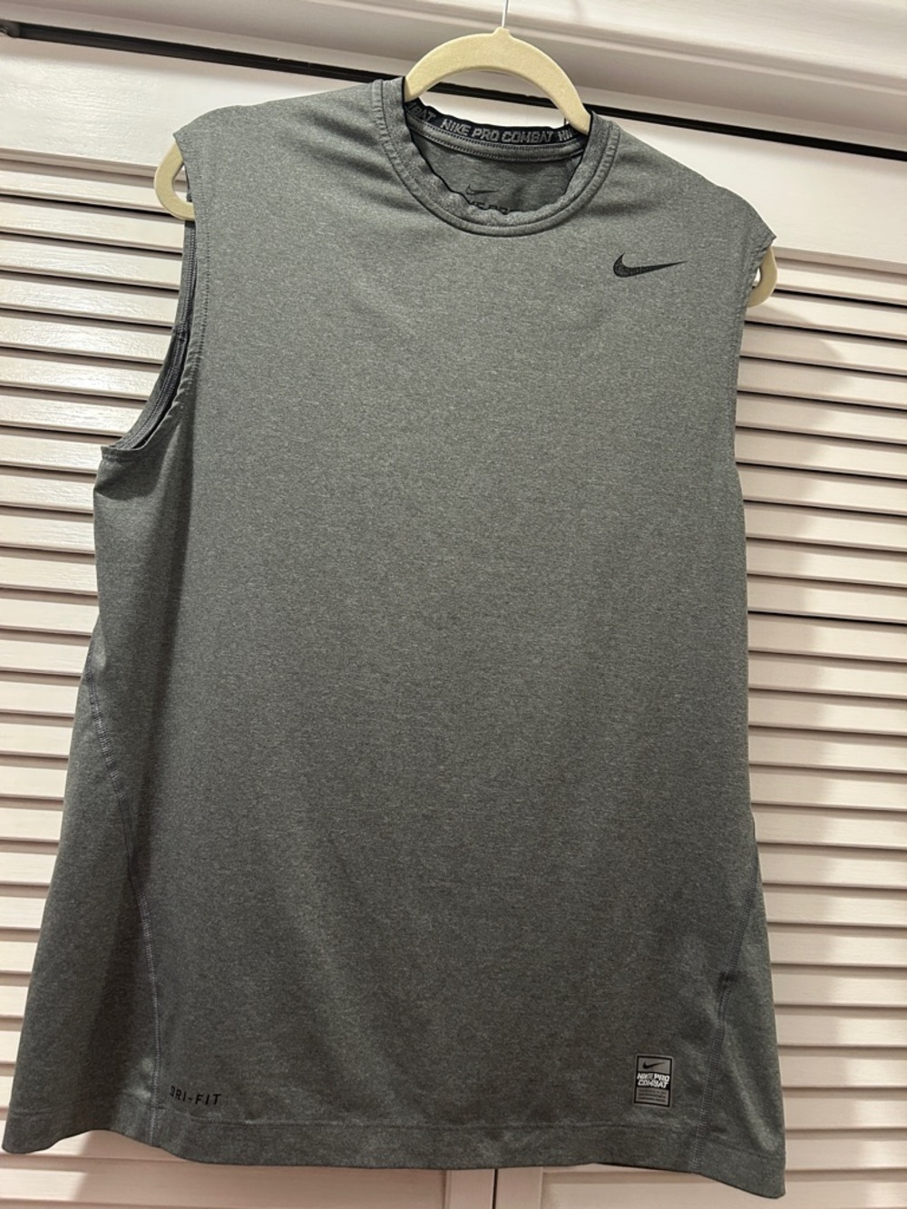 Nike Men’s Gray Sleeveless Dri-FIT Training Tank